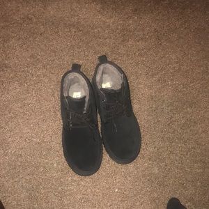 Black ugg boots